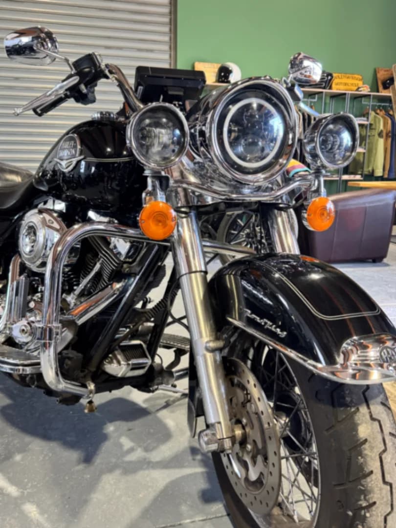 Harley Davidson  Road King 1584 -96ci- - Miniature 2