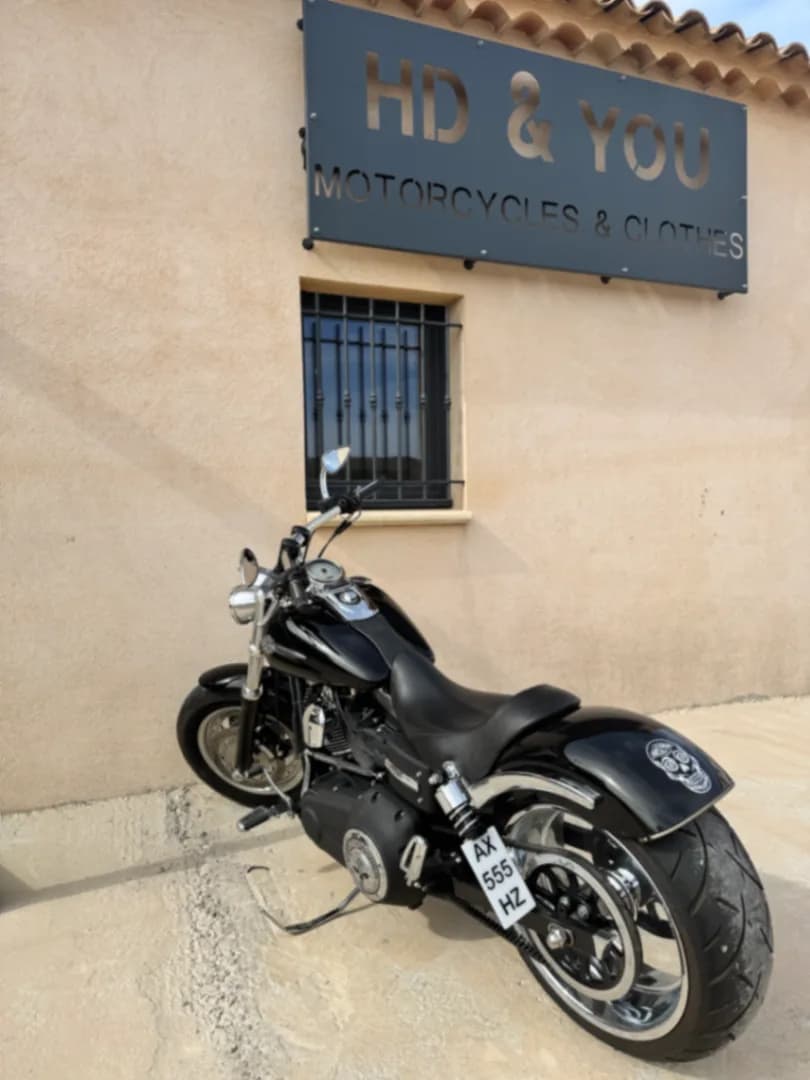 Harley Davidson  Dyna Fat Bob - Miniature 5